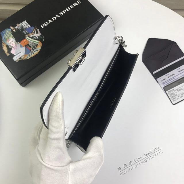 prada女包 普拉達最新春夏款 1ZH061 Prada迷你小包包 Prada小牛皮鏈條包  pyd2276